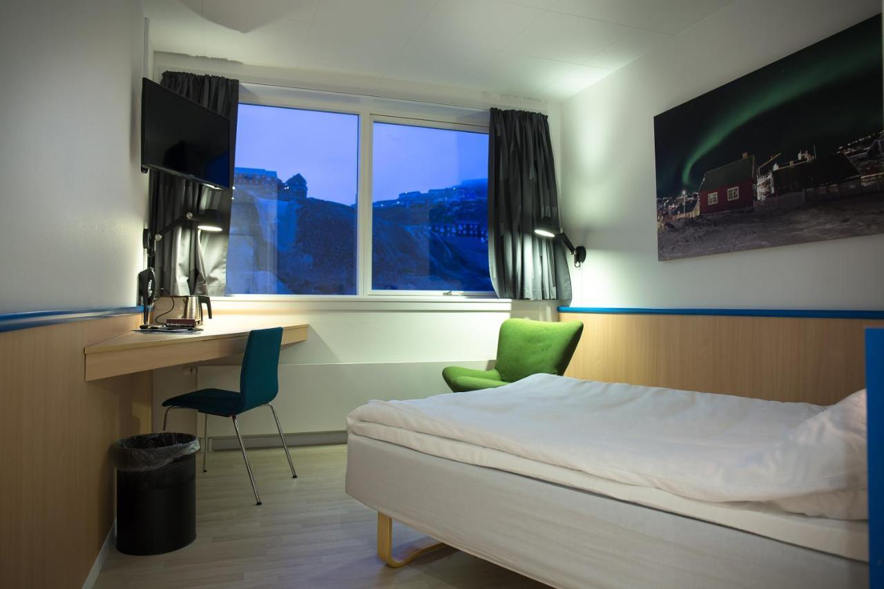Hotel Qaqortoq Exterior photo